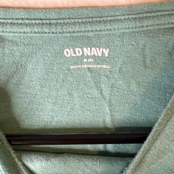 Old Navy Girl’s Empowered Graphic Crew-Neck T-Shirt M (8) - Picture 5 of 5